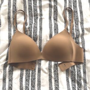 Lululemon take shape bra